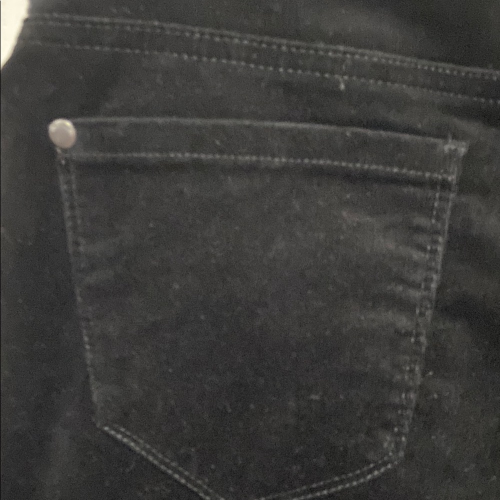 Well Worn Black Skinny Jumpsuit with Sleek Design - Picture 10 of 14